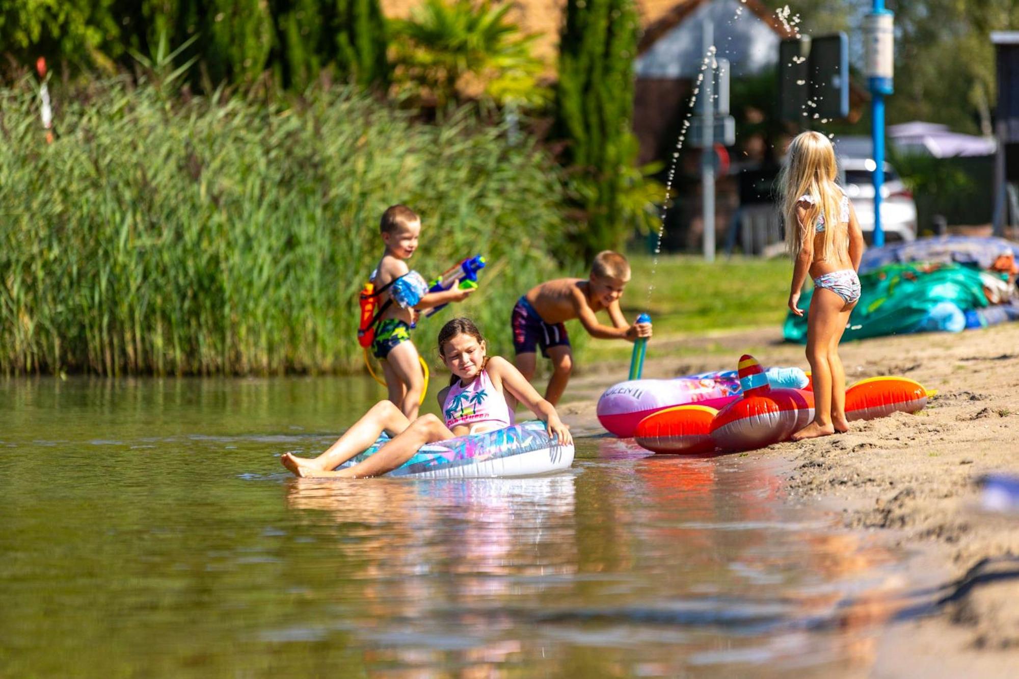 Glamping Limburg - Nabij Nationaal Park Hoge Kempen Kinrooi Exterior photo